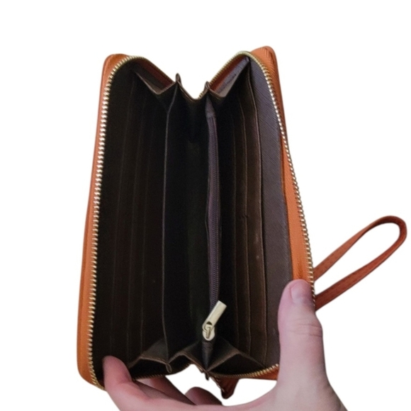 Elegant Orange Women's Wallet. - Picture 3 of 3